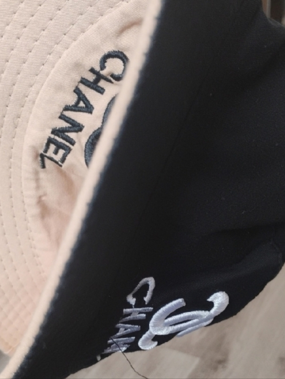Reversible FashionBucket Hat - Solid Blackand Lovely Tan Made In Vietnam 🆕✨🩷